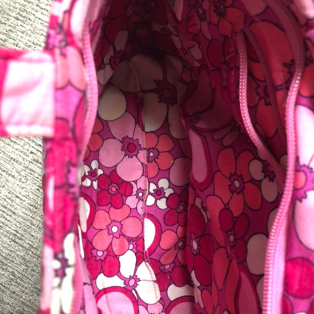 Vera Bradley pinks and white floral purse - Picture 2 of 11